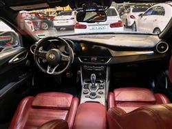 ئەلفا رۆمیۆ Giulia